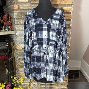 NWT Lane Bryant Elegant Navy Checkered V-Neck Blouse